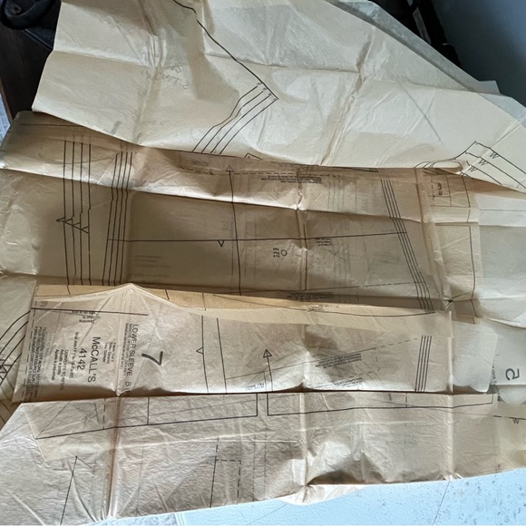 Vintage Dress Pattern - Picture 4 of 8